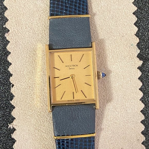 Vintage ACCUTRON Bulova 7269 Swiss Watch P1 1981 - Picture 4 of 9